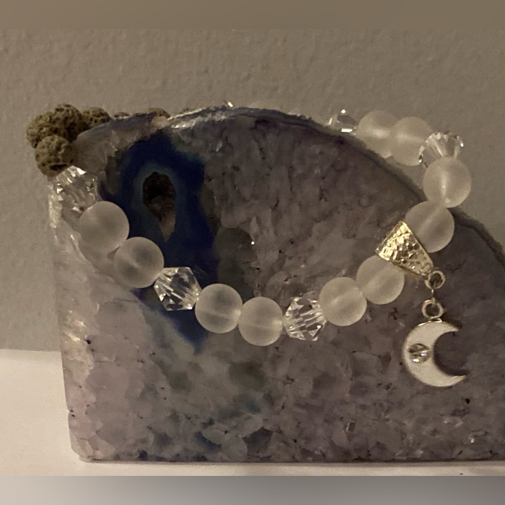 NEW Clear Frosted Glass & Lava bead Essential Oil bracelet with charm